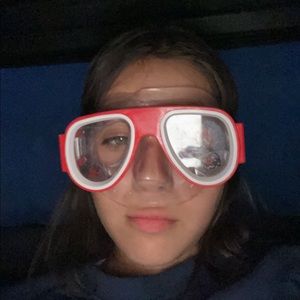 Meet your Posher, Casandra